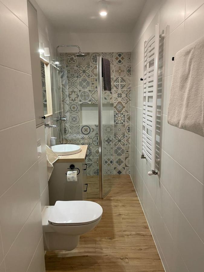 Apartamenty Guzik 22 Krosno Exterior photo